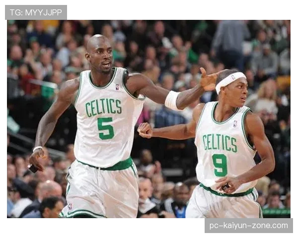 加内特挡拆创造错位机会，带动球队内线防守效率提升