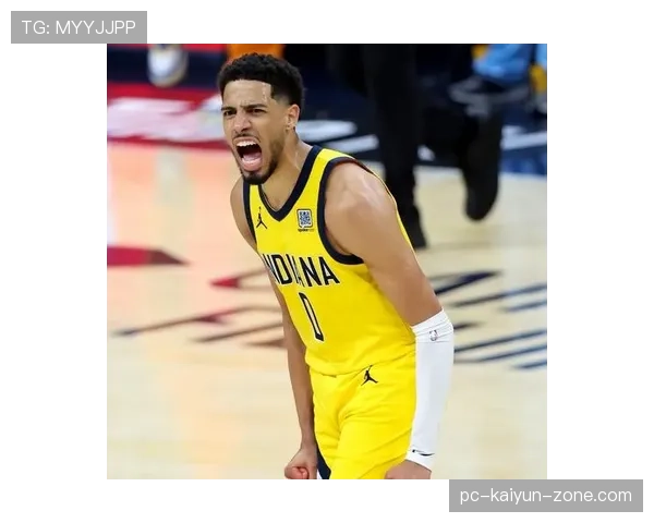 哈利伯顿比上季更频繁挡拆分球，制造换防助攻增多