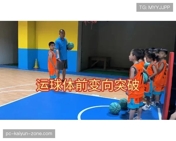 掌握运球变向规则核心要点，新手快速进阶不犯错